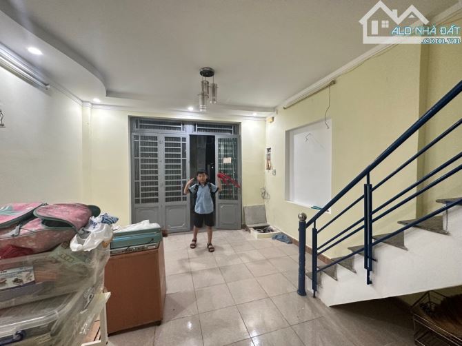Bán nhà đẹp 2 tầng, 26m2, CHỈ 3 TỶ, trung tâm Gò Vấp, P10 Quang Trung, SHR - 3