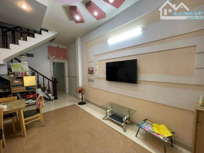 HIẾM,1 CĂN DUY NHẤT,NGAY TÊN LỬA NHÀ ĐẸP 2 TẦNG,HẺM Ô TÔ ĐỖ CỬA,65M2 (4×16),4PN,CHỈ 4.xxtỷ - 3