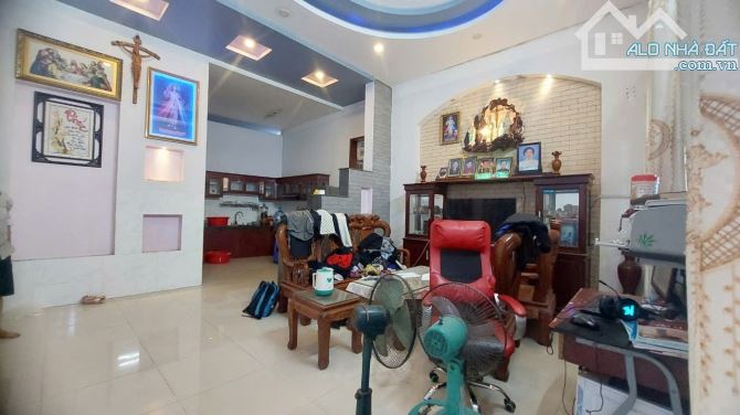 Bán xưởng  600m2 hai mặt tiền võ Nguyên Giáp, Phước Tân. - 3