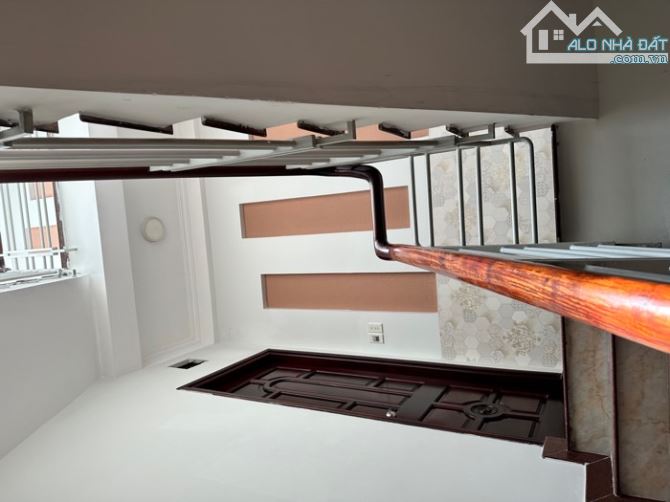 măt tiền kinh doanh 4 tầng nguyễn văn quá q12 gần tiêc cưới đông phương - 3