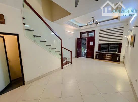 BÁN NHÀ NGÕ 71 HOÀNG VĂN THÁI 50m², 19,3 TỶ, GARA, Ô TÔ TRÁNH, KINH DOANH, VP, Ở SƯỚNG - 3