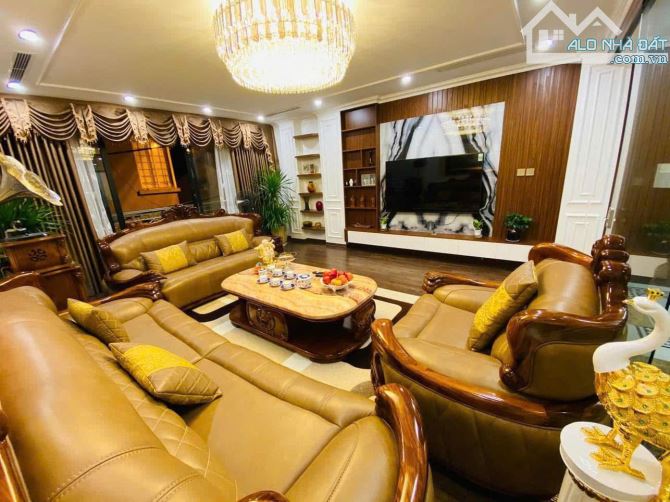 Lô góc Phân lô ô tô tránh Hoàng Văn Thái, DT 75m2, MT 5m, ngõ thông sát phố KD, 21tỷ8 - 3