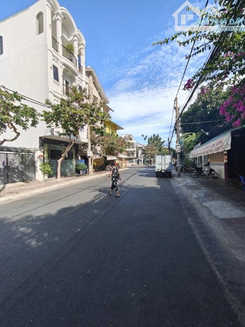 BÁN ĐẤT KHÁCH SẠN MẶT TIỀN ĐINH TIÊN HOÀNG PHƯỜNG 2 GẦN BIỂN BÃI TRƯỚC VŨNG TÀU, NGANG 10M - 3