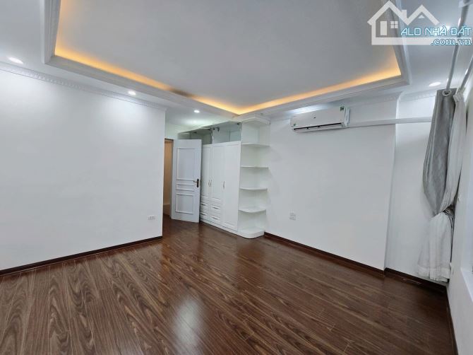 🏡 BÁN NHÀ ĐẸP CẦU GIẤY – FULL NỘI THẤT – 35M² – CHỈ 8.7 TỶ 💎 - 3