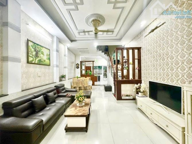 Bán nhà 4 tầng, Đào Tông Nguyên, TT Nhà Bè, Nhà Bè. 250m2 - MT nhựa 10m - Chỉ 6 tỷ hơn. - 3