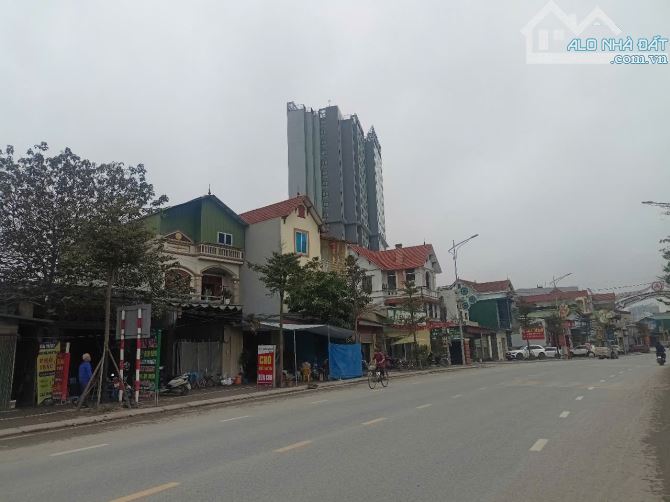 Bán đất mặt đường 179 Thị Trấn Văn Giang Hưng Yên 200 m2 mặt tiền 8.5m giá 22.5 tỷ - 3