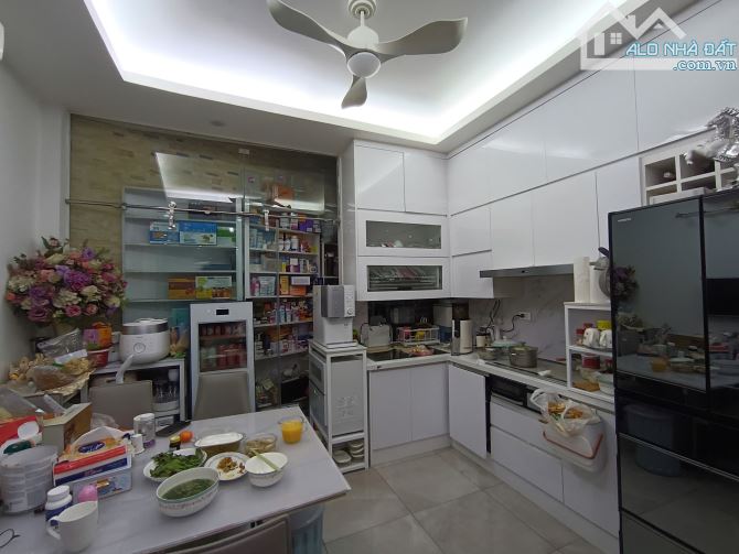 Bán nhà Thanh Xuân – 50m – ô tô tránh  – Nội thất tiền tỉ – Giá 20.3 tỷ (H2TX20305) - 3
