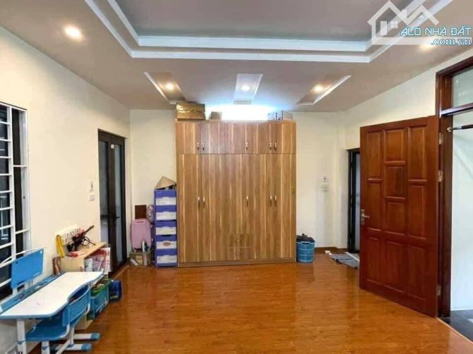 Bán Nhà Nghi Tàm 96m2, Hàng Xóm Khu Nhà Giàu Tây Hồ, 5 Tầng 2 Thoáng Sáng 19.9 Tỷ - 3