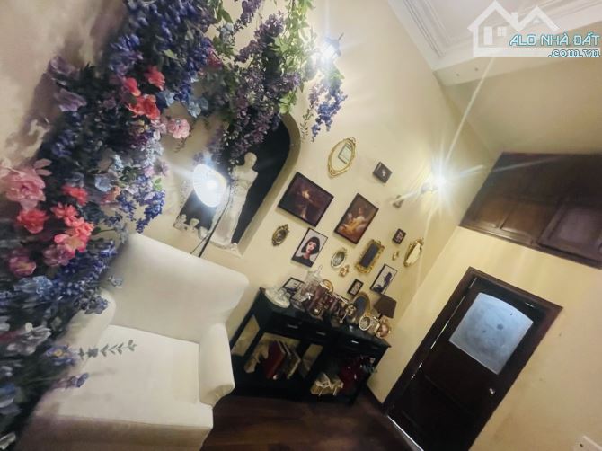 BÁN BIỆT THỰ SÂN VƯỜN- Q. ĐỐNG ĐA PHỐ GIẢNG VÕ-LÔ 2 GÓC-SÁT PHỐ-160m2 -4 TẦNG-MT 6m- 60 TỶ - 4
