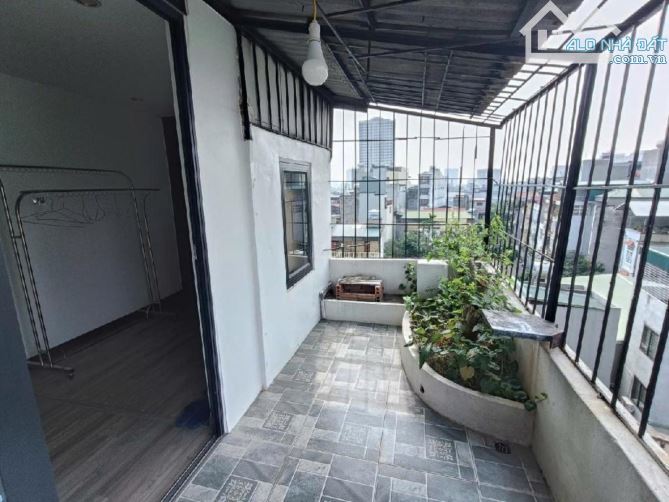 NHÀ ĐẸP DÂN XÂY PHỐ TRƯƠNG ĐỊNH. NGÕ RỘNG VÀ THOÁNG.   NHÀ THIẾT KẾ -6 TẦNG -4 NGỦ ĐỦ CÔNG - 4