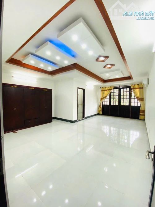 Cho Thuê Nhà Trệt 3 Lầu 5Pn Trục Chính KDC Nam Long - 4