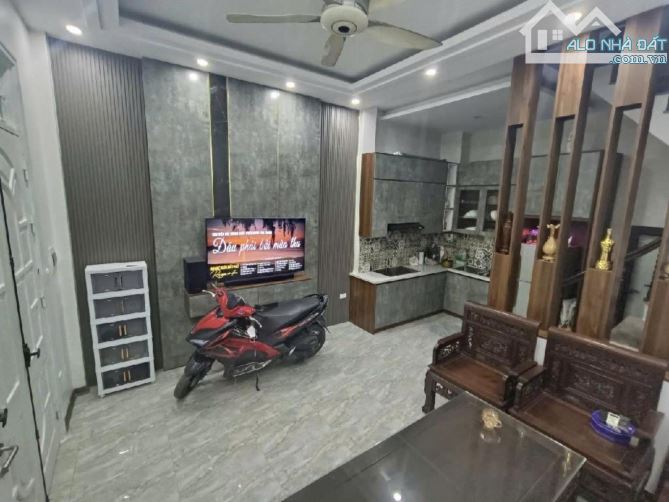 BÁN NHÀ PHỐ TRƯƠNG ĐỊNH- 28M2- 4 NGỦ- GIÁ 5 TỶ55 - 4