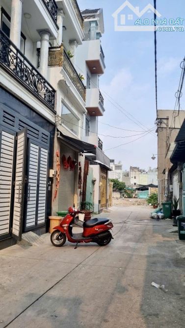 Bán nhà Hẻm Xe Hơi đường Hương Lộ 2 - 80m² ( 4 x 20 ) 2 Tầng Đúc 7 phòng thuê 20tr/ tháng - 4