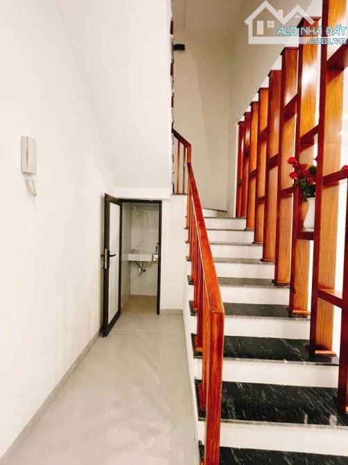Cần bán nhà Ngọc Thụy 72m 5 tầng thang máy ngõ ô tô 12 tỷ còn thương lượng - 4