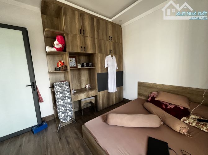 NHÀ 2 MẶT TIỀN HẺM NGUYỄN LÂM : GIÁ 3.45 tỷ - 4