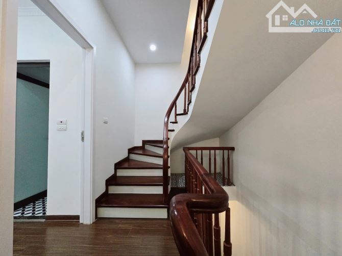 🏡 BÁN NHÀ ĐẸP CẦU GIẤY – FULL NỘI THẤT – 35M² – CHỈ 8.7 TỶ 💎 - 4