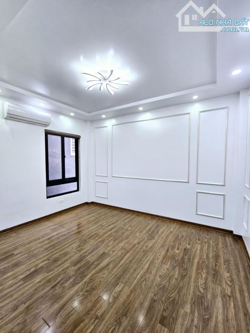 43M-6 TẦNG-SIÊU PHẨM CẦU GIẤY - LÔ GÓC - 7 PHÒNG RỘNG - Ở HAY CH0 THUÊ ĐỀU ĐỈNH. - 4