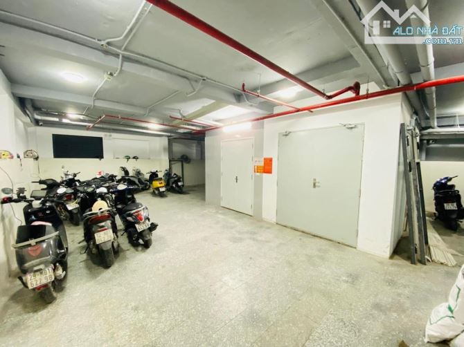 APARTMENT MẶT HỒ TRÚC BẠCH 137M-LÔ GÓC 3 THOÁNG-9TẦNG-NT XỊN –VỈA HÈ RỘNG-DT 2 TỶ/NĂM-62TỶ - 5
