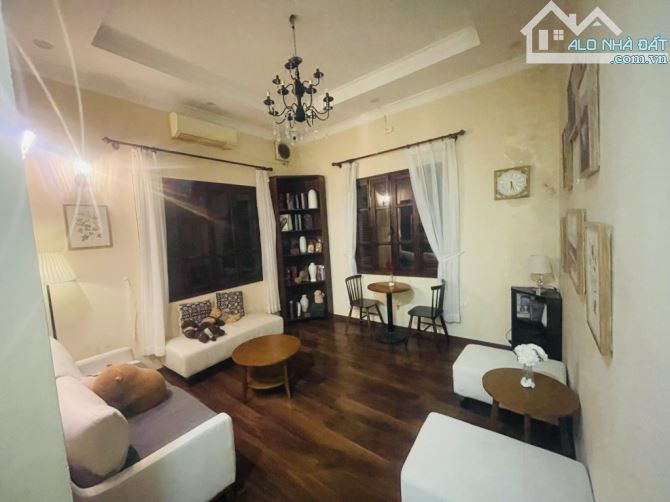 BÁN BIỆT THỰ SÂN VƯỜN- Q. ĐỐNG ĐA PHỐ GIẢNG VÕ-LÔ 2 GÓC-SÁT PHỐ-160m2 -4 TẦNG-MT 6m- 60 TỶ - 5