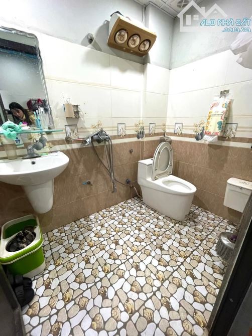 MẬU LƯƠNG HÀ ĐÔNG NHÀ MẶT PHỐ VỈA HÈ RỘNG KINH DOANH SẦM UẤT 65m 18  TỶ - 5