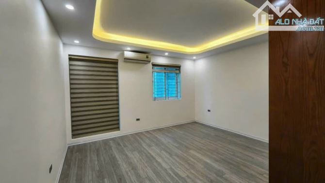 Vị Trí Siêu Đẹp Dương Khuê KD, VP, Gara Ô tô tránh 72m2x5T, mt 4.7m, 28 tỷ 8 - 5