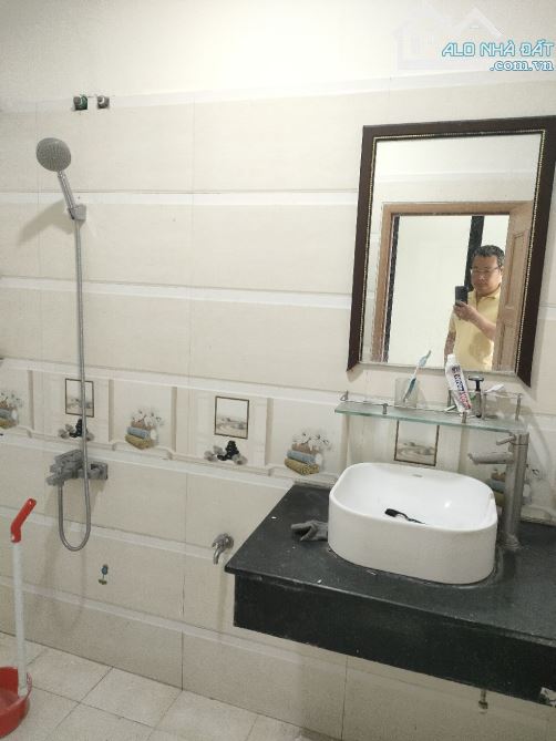 🎉🎉🎉Bán nhà kiệt Nguyễn Duy Trinh kiên cố vào ở ngay nhỉnh 3tỷ - 5
