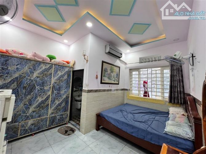 BIỆT THỰ MINI BÀ ĐIỂM - 200M2 NGANG GẦN 7M - GIÁP PHAN VĂN HỚN Q12 - HƠN 5 TỎI - KHU VIP - 5