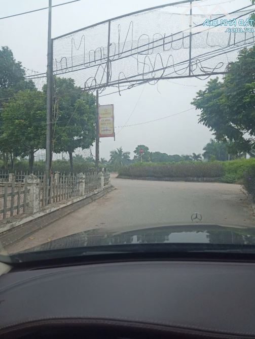 đất Giang Biên 30m2, ô tô tải vào tận nơi, hàng xóm biệt thự, giá 3.5 tỷ - 5