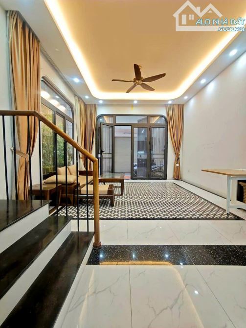 Bán nhà HỒ TÙNG MẬU – PHẠM VĂN ĐỒNG – MAI DỊCH, NGÕ NÔNG, 40m2 , 4PN, giá chỉ 8.35 tỷ - 5