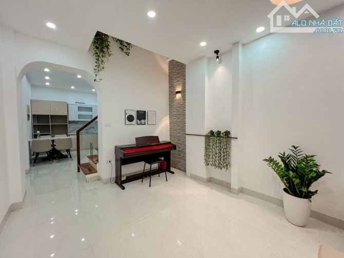 BÁN NHÀ PHỐ TRƯƠNG ĐỊNH  - QUẬN HOÀNG MAI - THIẾT KẾ HIỆN ĐẠI - DIỆN TÍCH RỘNG - 6