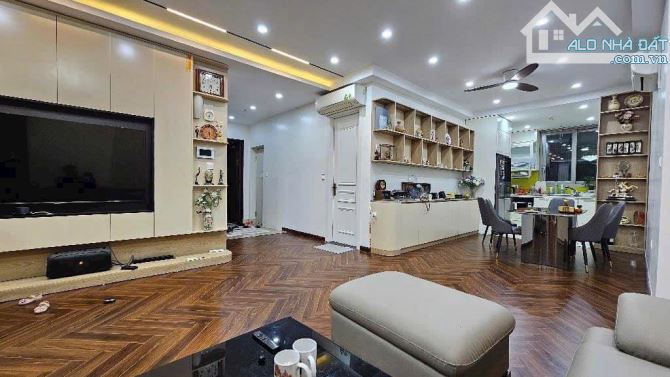 Bán Gấp 134m2- 3PN- CC Huyndai hillstate Tô Hiệu- Ban Công ĐN- View CV 365- Nhỉnh 8 tỷ - 6