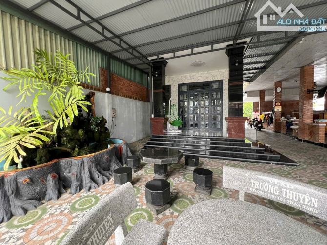 HẠ GIÁ Bán gấp NHÀ mặt tiền kinh doanh Nhơn Trạch giá rẻ 5,5ty/1182m,đường xe tải.GỌI NGAY - 7