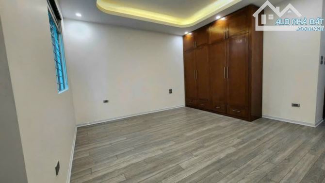 Vị Trí Siêu Đẹp Dương Khuê KD, VP, Gara Ô tô tránh 72m2x5T, mt 4.7m, 28 tỷ 8 - 7