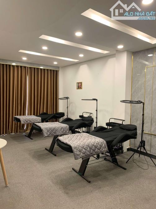 Sang nhà Kinh Doanh Mặt Tiền Nguyễn Thái Bình,P4,Tân Bình giá 300tr TL - 7
