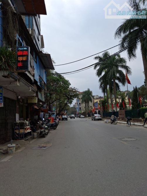 MẬU LƯƠNG HÀ ĐÔNG NHÀ MẶT PHỐ VỈA HÈ RỘNG KINH DOANH SẦM UẤT 65m 18  TỶ - 8