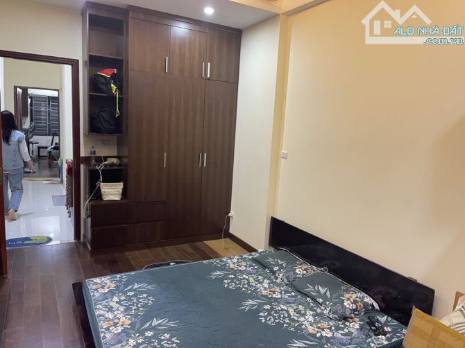 BÁN NHÀ NGỌC THUỴ. LONG BIÊN , 48,8M , 3,5 TẦNG, GIÁ 6,6 TỶ, NGÕ MORNING , SÁT CÔNG VIÊN - 9