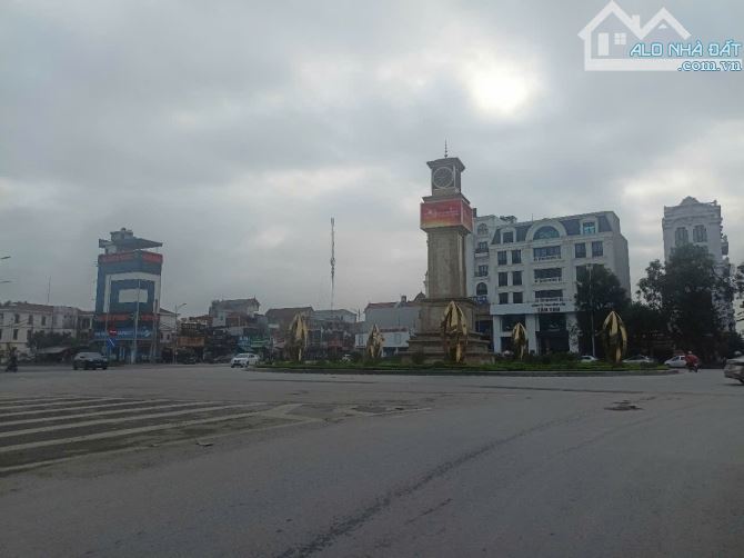 Bán đất mặt đường 179 Thị Trấn Văn Giang Hưng Yên 200 m2 mặt tiền 8.5m giá 22.5 tỷ - 9