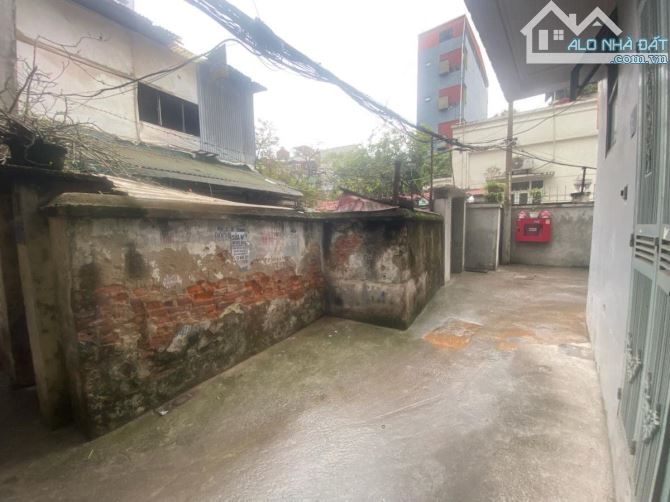 MẢNH ĐẤT ĐẸP – MẶT TIỀN RỘNG –  VỊ TRÍ ĐẸP - XÂY TÒA CCMN RẤT HỢP LÝ