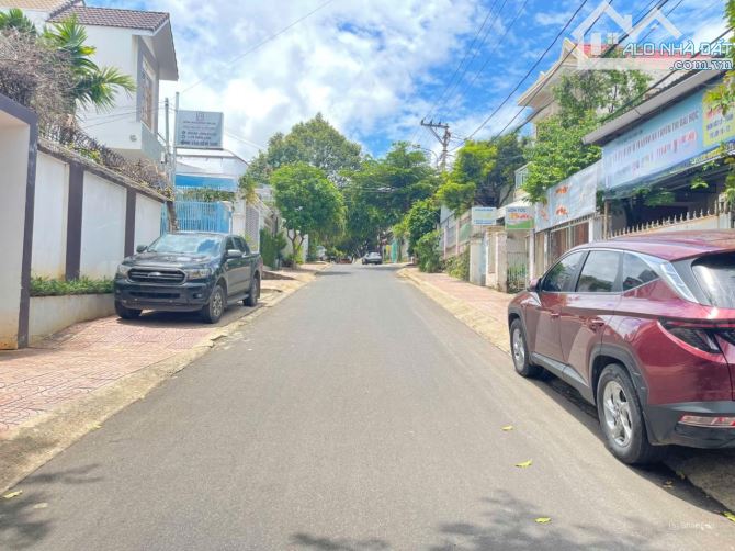 💥Lô 2 mặt tiền,TC 5,3*19m,đgThăng Long,ngay gần ngã 6.Kinh Doanh tốt