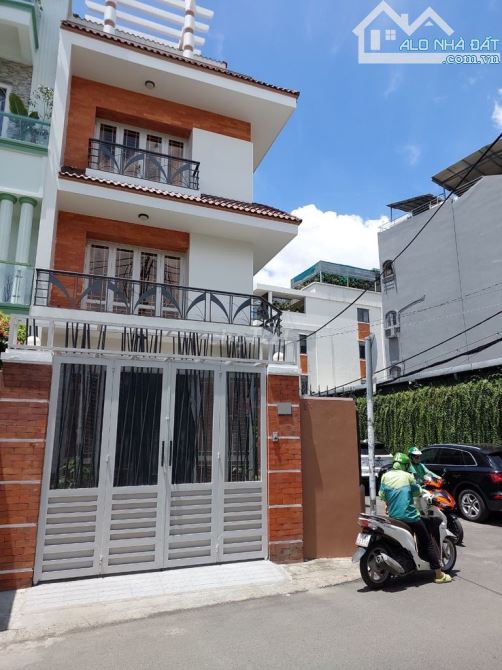 BÁN NHÀ GÓC 3 MẶT HẺM NGÔ TẤT TỐ, BÌNH THẠNH - 5 TẦNG - GIÁ CHỈ 7 TỶ