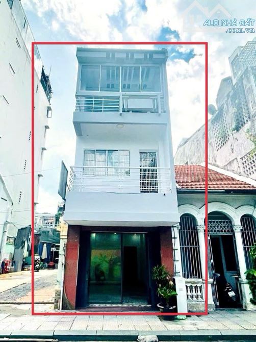 Bán nhà Mặt tiền Trương Định, P6, Quận 3. DT 4,15m x 16m. 5 tầng. Chỉ 33 tỷ, còn tl