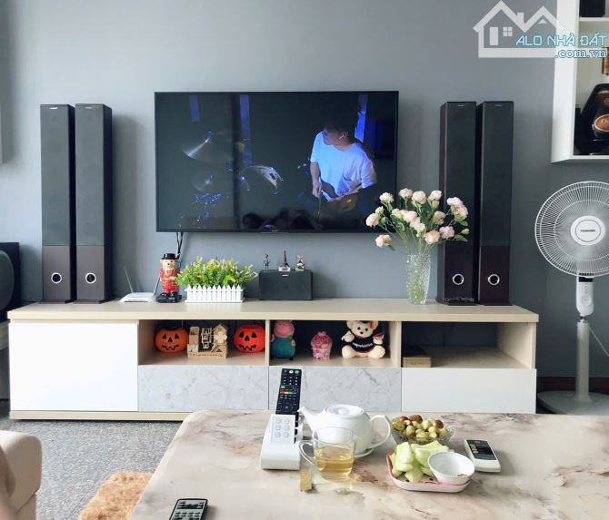gấp bán căn hộ chung cư Hoàng ANH Gold b3,15