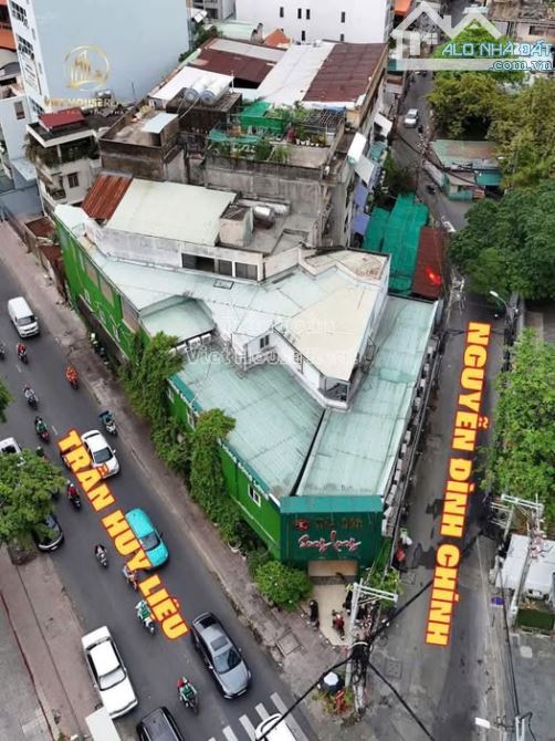 Góc 2 MT Trần Huy Liệu - Nguyễn Đình Chính, P.15, Quận Phú Nhuận, 40x25m, 4 tầng, 90 tỷ