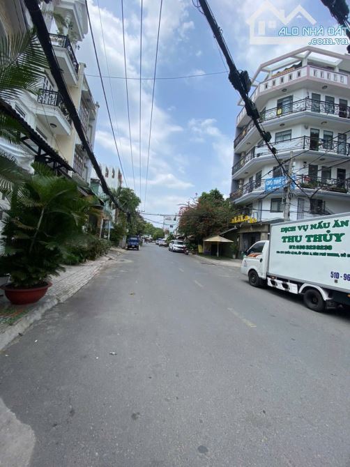 Bán đất tặng nhà C4-Lô góc hẻm tải 5x17M A4 Ngay Emart Phan Huy Ích chỉ 7 tỷ x TL