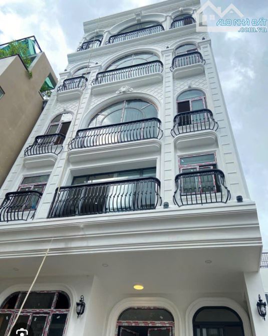 Bán gấp CHDV 5 tầng 25 phòng Phan Huy Ích P15 Tân Bình, DT 8.2X24M chỉ 21tỷ500 TL