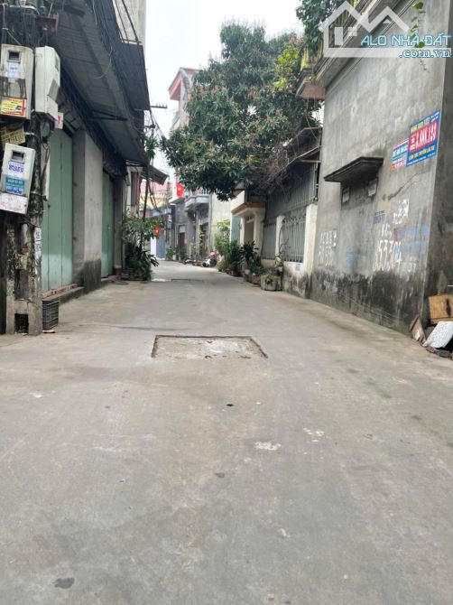 Bán 78m đất phề khê Từ sơn  đường  thông xe 7 chỗ