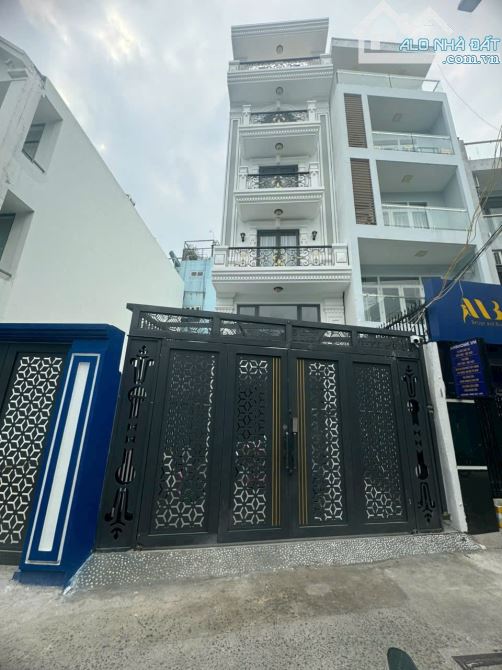 Bán Nhà Mặt Tiền Đường Bùi Đình Túy Ngang 4,5x22m 5 tầng Nhà Mới Giá chỉ 17 tỷ Rẻ nhất