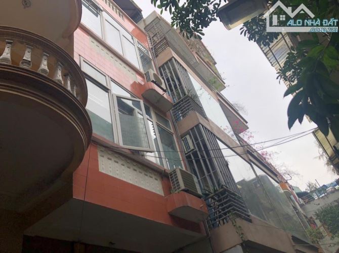 BÁN NHÀ NGUYỄN VĂN CỪ - Khu Cán Bộ -4 tầng -Oto ngang cửa- 41m2- chỉ nhỉnh 10T