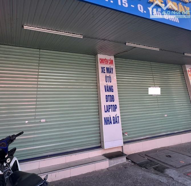 CHo thuê mbkd mặt tiền đường Phan huy ích 8x7,5m trống suốt