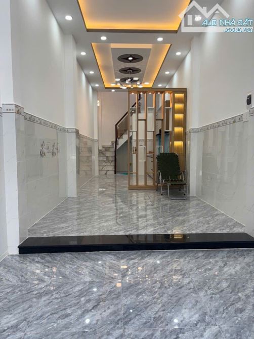 BÁN NHÀ 3 TẦNG ĐẸP – LÝ THÁNH TÔNG – HXH – CHỈ 4,75 TỶ
